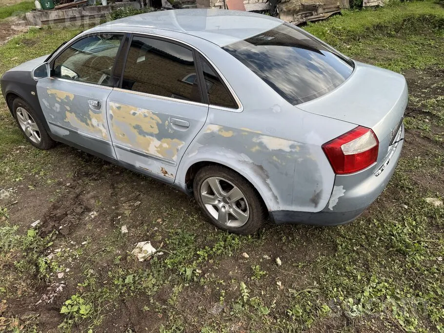 Audi A4 2003 photo 3