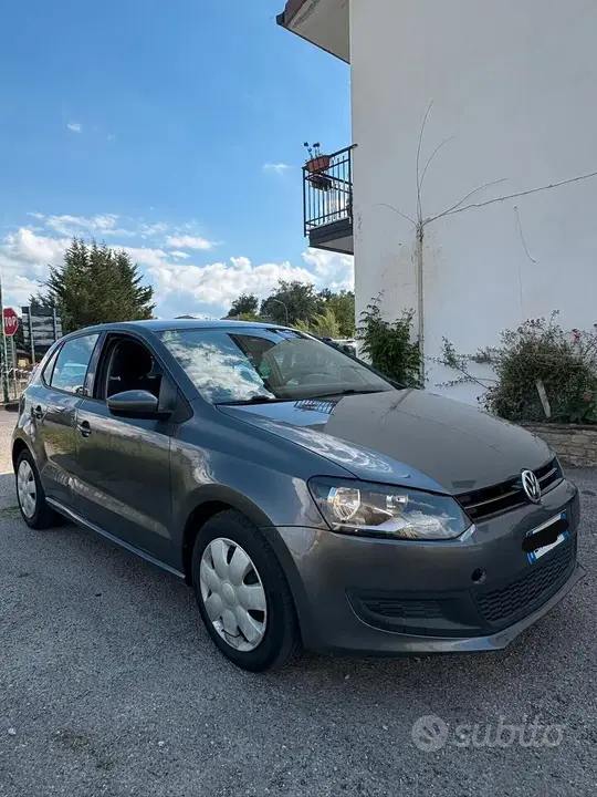 Volkswagen Polo 2011 photo 5