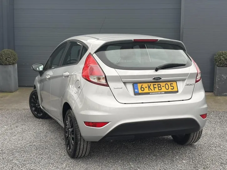 Ford Fiesta 2013 photo 3