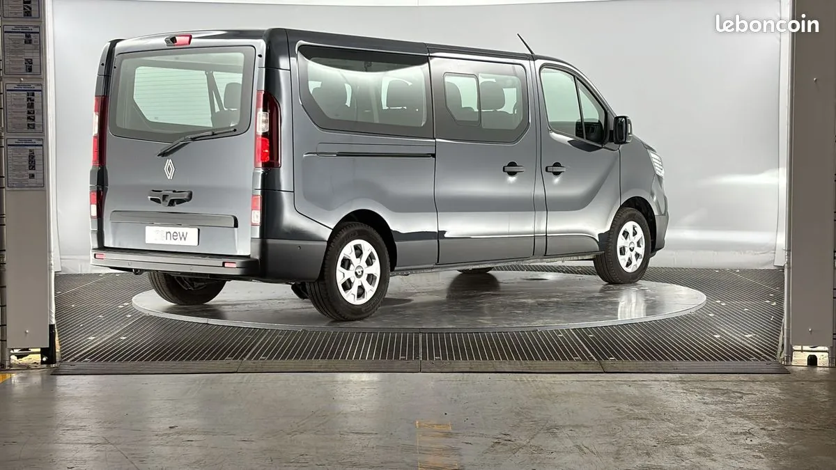 Renault Trafic 2025 photo 2