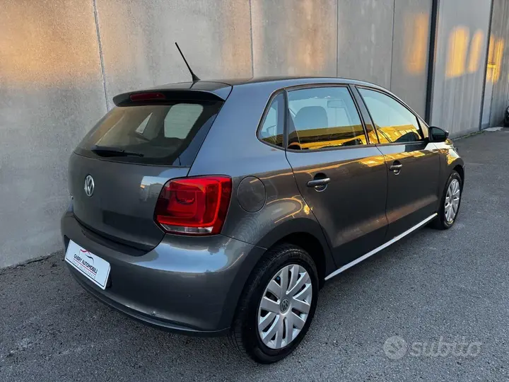 Volkswagen Polo 2011 photo 4