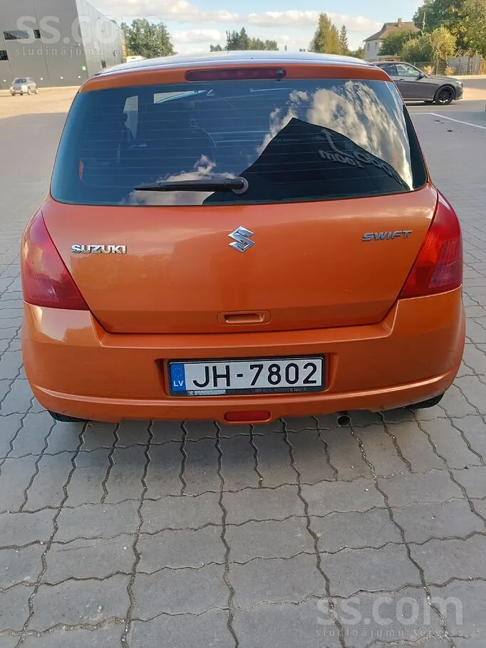 Suzuki Swift 2006 photo 5