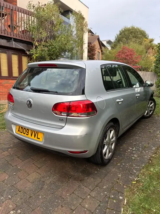 Volkswagen Golf 2009 photo 3
