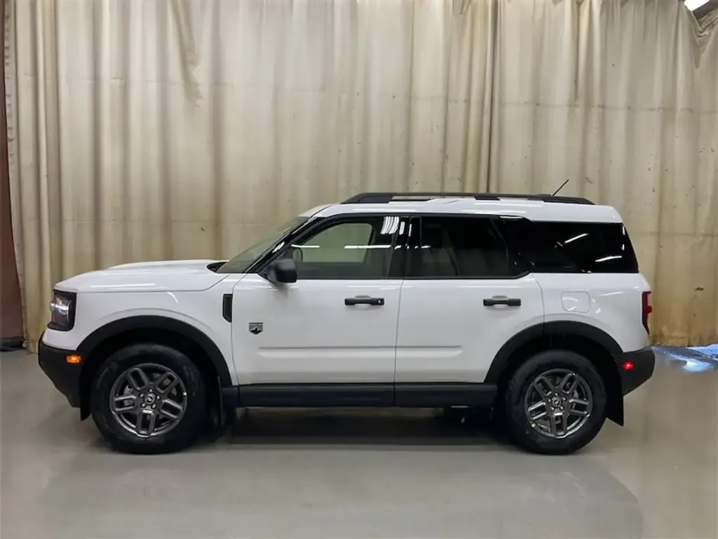 Ford Bronco Sport 2026 photo 2