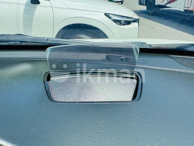 Suzuki Wagon R Stingray 2018 photo 3
