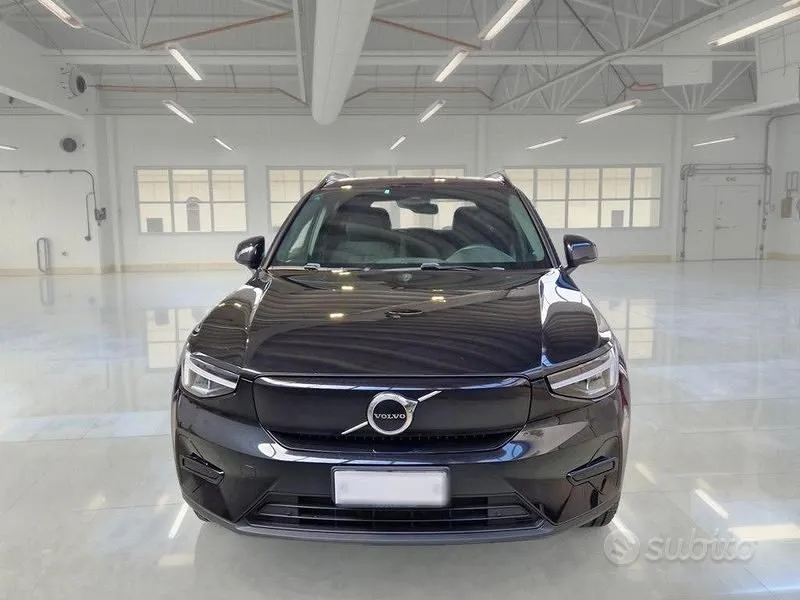 Volvo Xc40 2022 photo 2