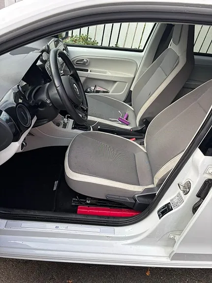 Volkswagen E-Up! 2014 photo 2