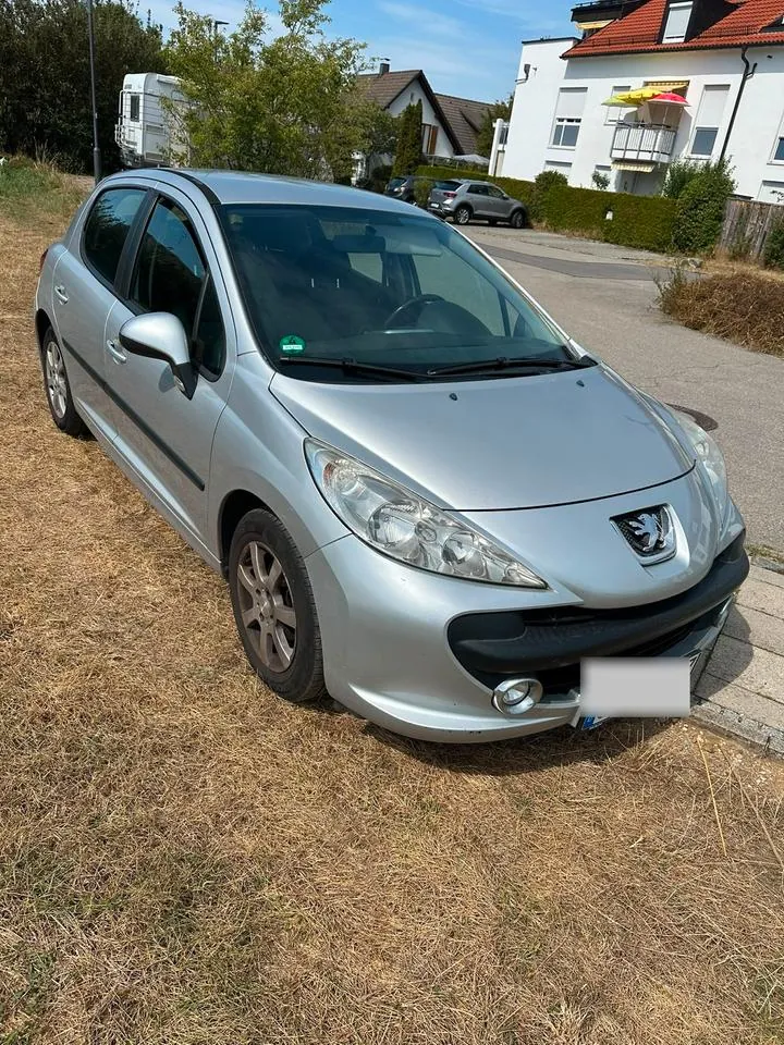Peugeot 207