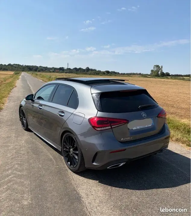 Mercedes-Benz A-Class 2019 photo 2