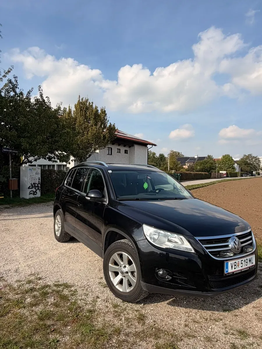 Volkswagen Tiguan 2010 photo 2