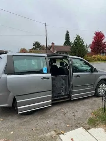 Dodge Grand Caravan 2015 photo 2