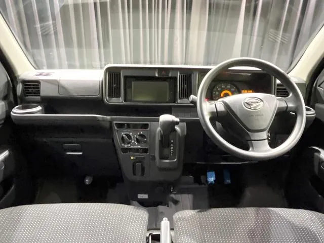 Hundai Hiace Deck 2021 photo 2