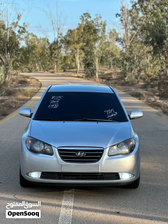 Hyundai Avante 2009 photo 3