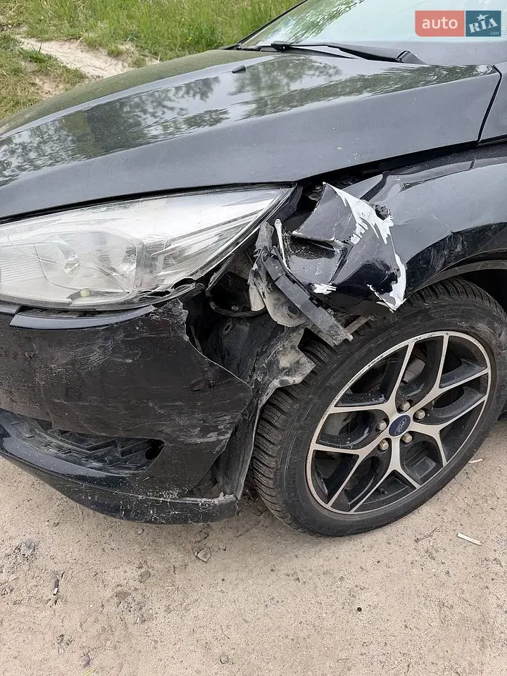 Ford Focus 2016 photo 2