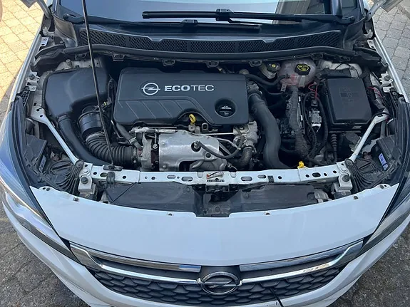 Opel Astra 2016 photo 5