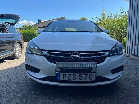Opel Astra 2016 photo 2