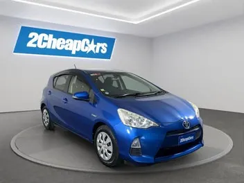 Toyota Aqua 2013 photo 4