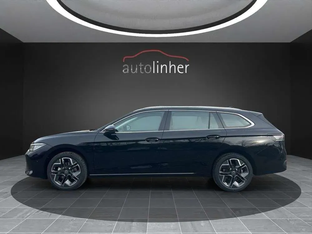 Volkswagen Passat 2025 photo 2