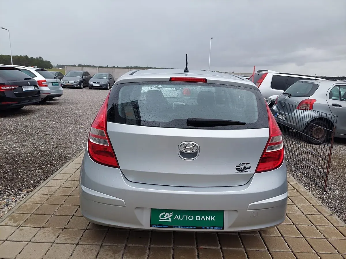 Hyundai I30 2010 photo 3