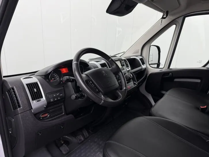 Peugeot Boxer 2022 photo 3