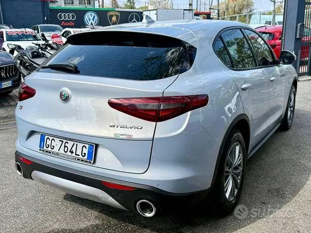 Alfa Romeo Stelvio 2021 photo 3