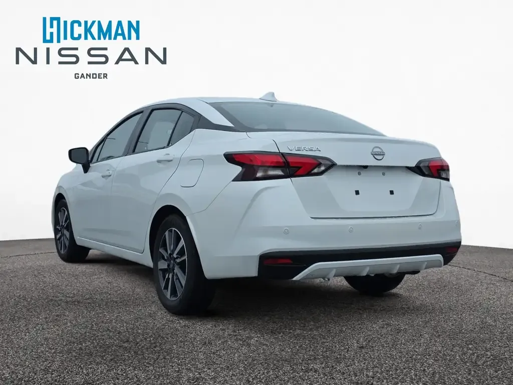 Nissan Versa 2025 photo 3