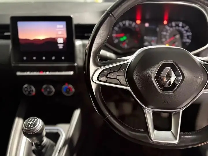 Renault Clio 2020 photo 3