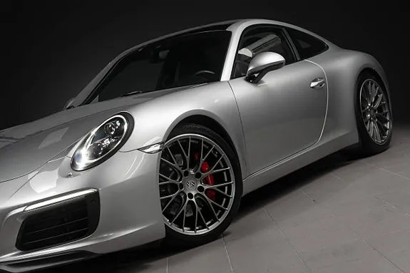 Porsche 911 Carrera S 2017 photo 3