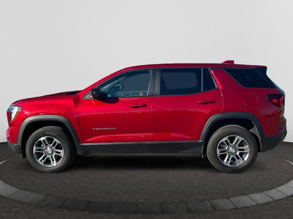GMC Terrain 2026 photo 2