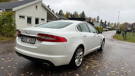 Jaguar Xf 2012 photo 5