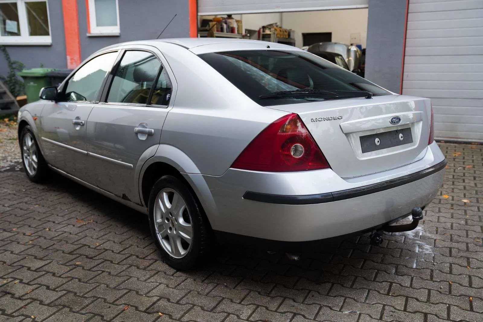 Ford Mondeo 2001 photo 2
