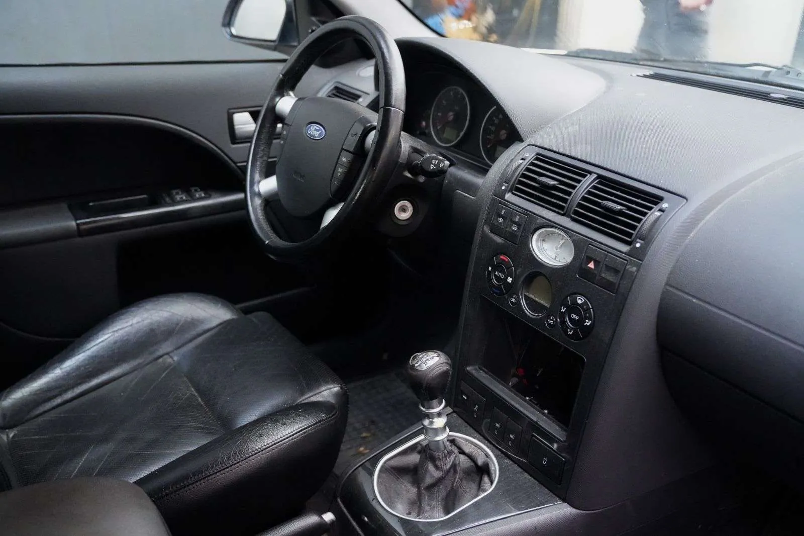 Ford Mondeo 2001 photo 5