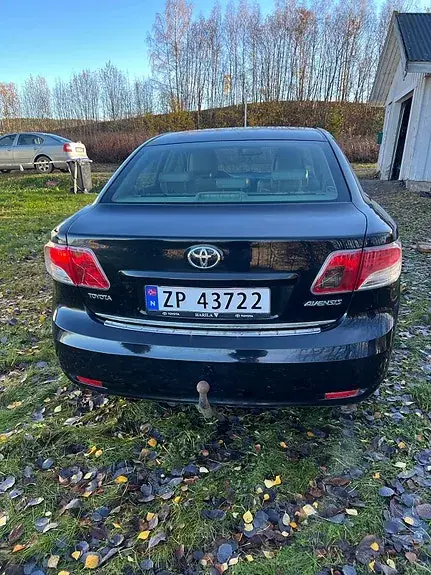 Toyota Avensis 2009 photo 2
