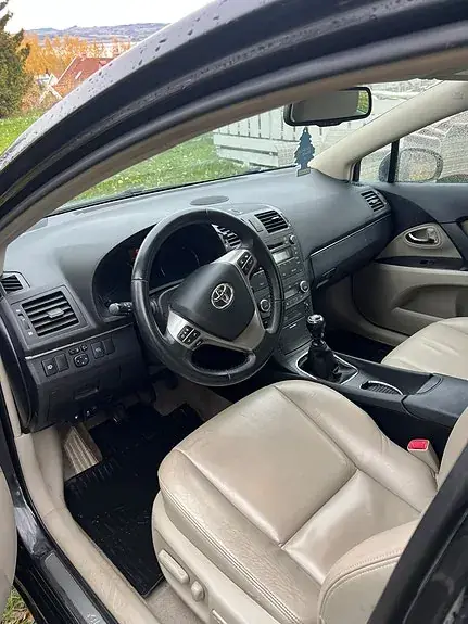 Toyota Avensis 2009 photo 3