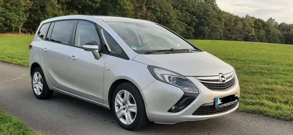 Opel Zafira Tourer