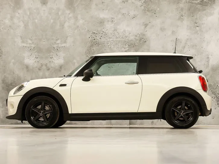Mini One 2015 photo 2