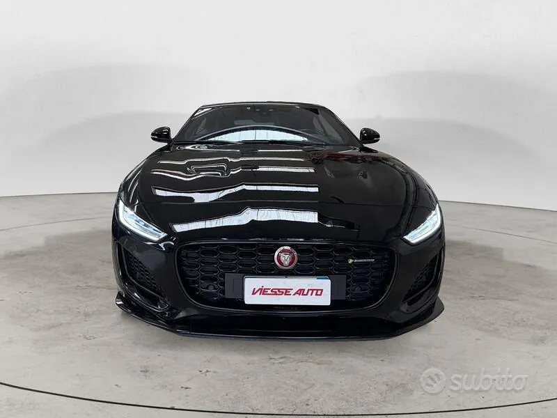 Jaguar F-Type 2022 photo 2