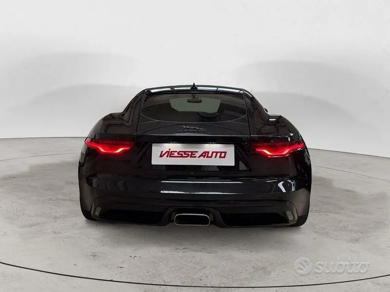 Jaguar F-Type 2022 photo 5