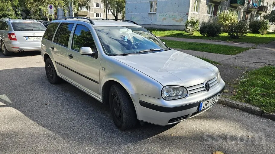 Volkswagen Golf 2001 photo 2