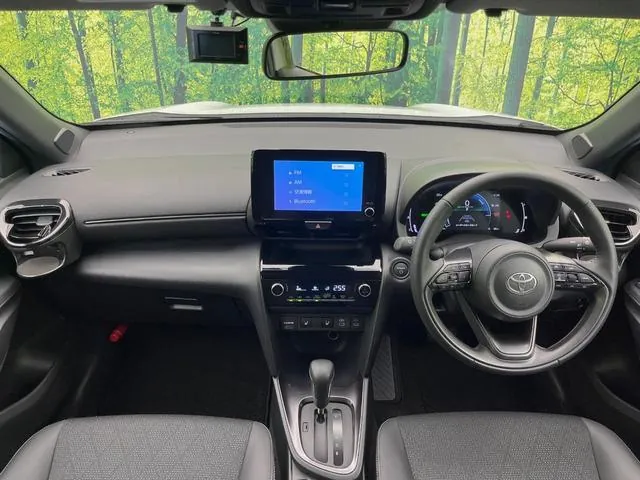 Toyota Yaris Cross Hybrid Z 2024 photo 2