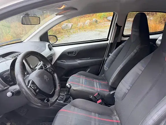 Peugeot 108 2016 photo 5