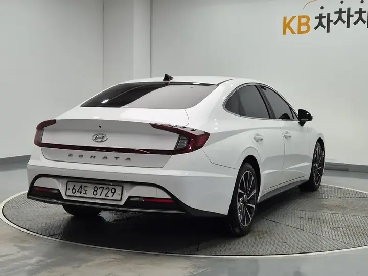 Hyundai Sonata 2020 photo 3