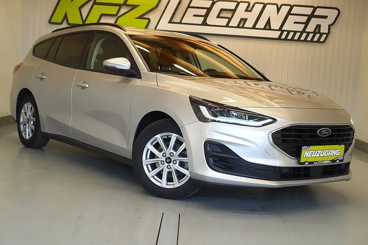 Ford Focus 2023 photo 3