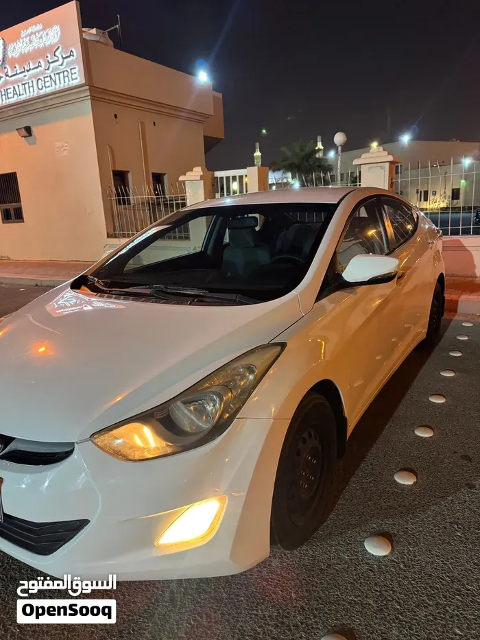 Hyundai Elantra 2014 photo 2