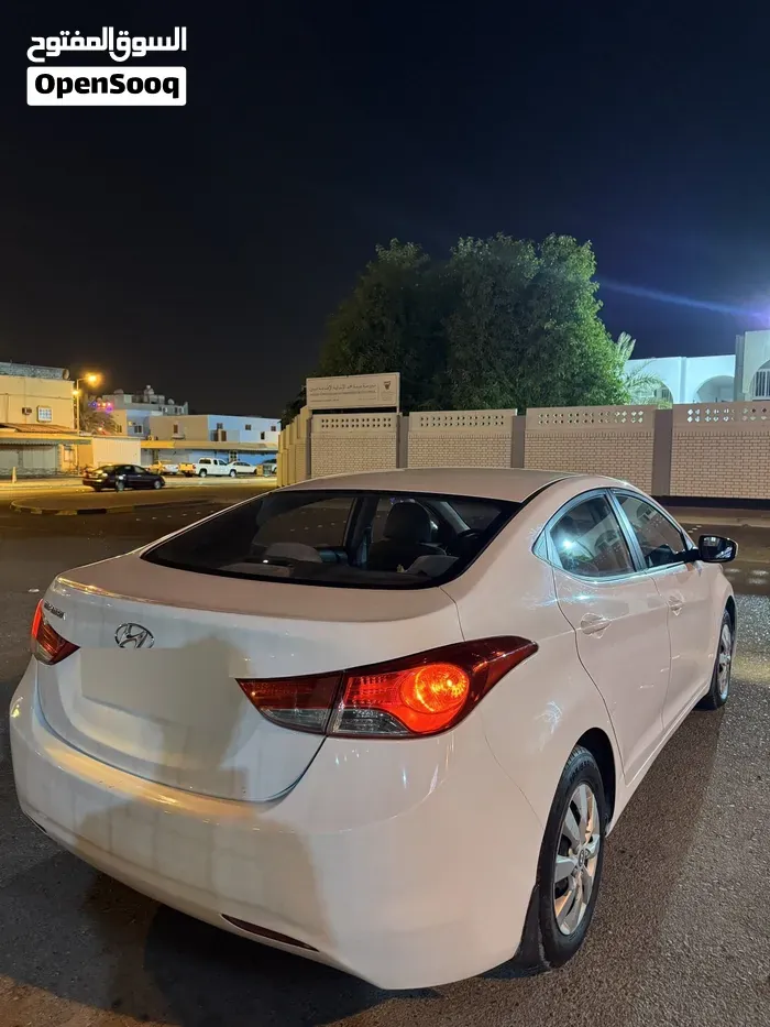 Hyundai Elantra 2014 photo 3