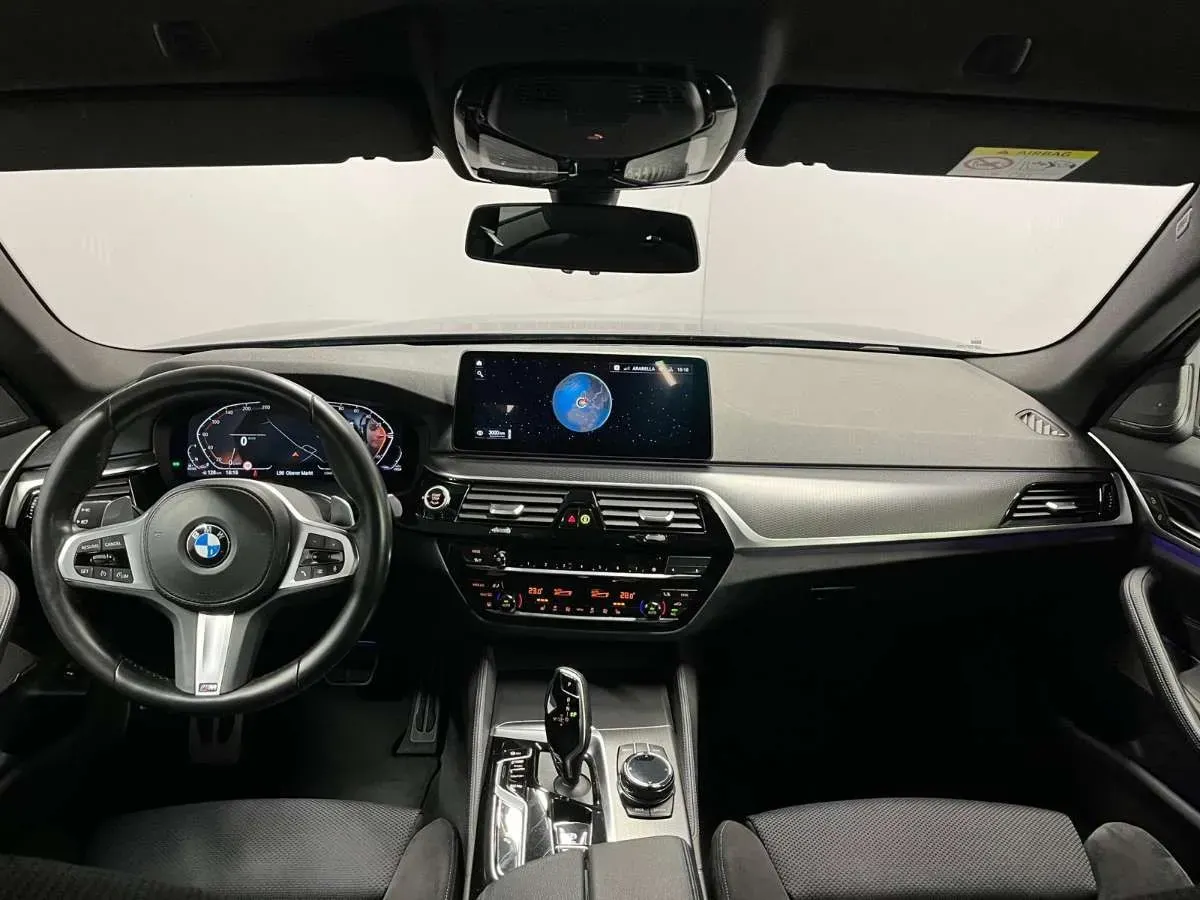 BMW 5 Series 2020 photo 2