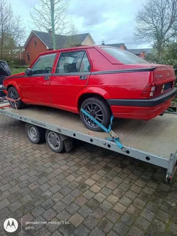 Alfa Romeo 75