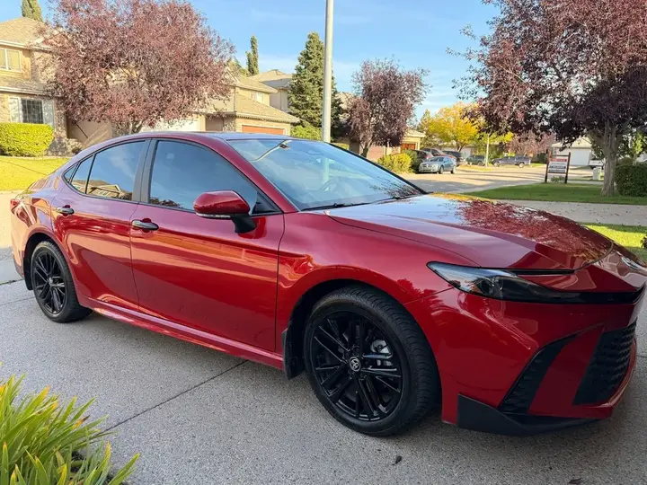 Toyota Camry 2026 photo 3