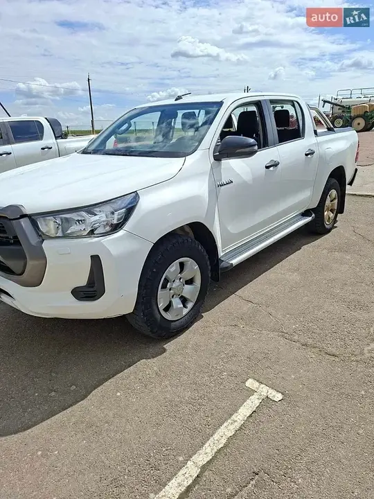 Toyota Hilux