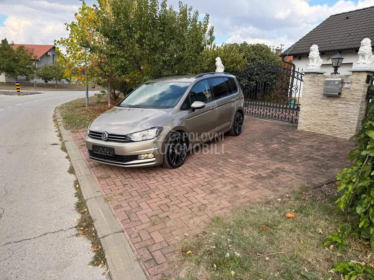 Volkswagen Touran 2017 photo 4